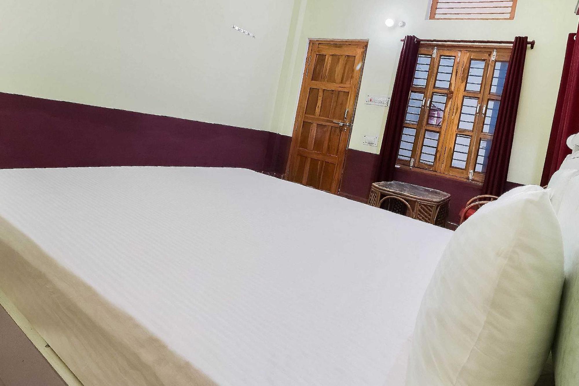 Hotel O Jyotish House Ayodhya Exteriér fotografie