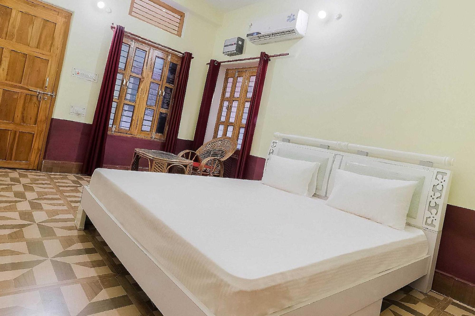 Hotel O Jyotish House Ayodhya Exteriér fotografie